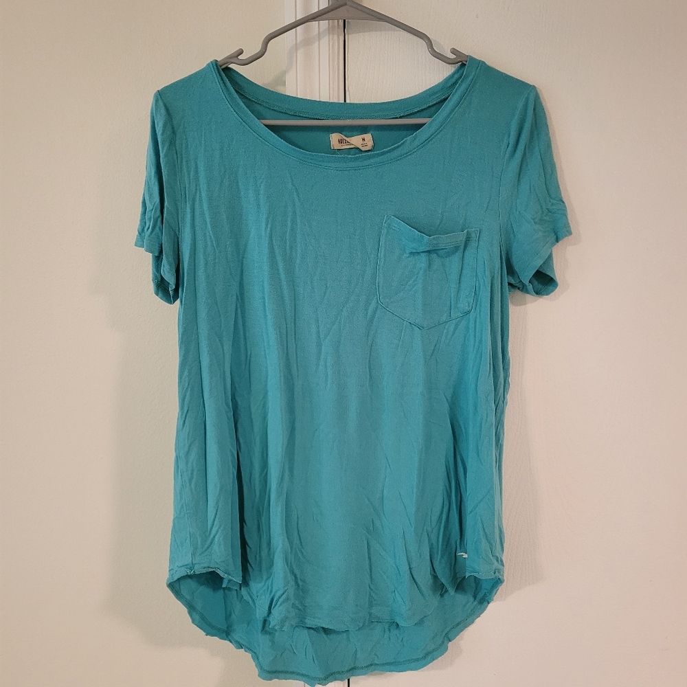 Hollister medium teal t-shirt with front pocket